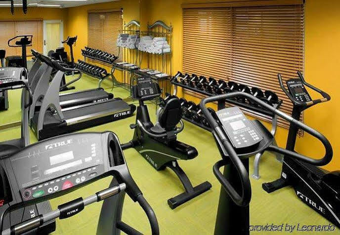 คอร์ตยาร์ด ฟอร์ต สมิตท์ ดาวน์ทาวน์ Hotel ฟอร์ตสมิธ ภายนอก รูปภาพ